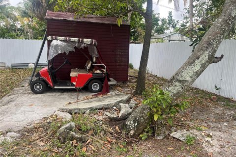 House in Fort Lauderdale, Florida 3 bedrooms, 103.68 sq.m. № 1708303 - photo 13