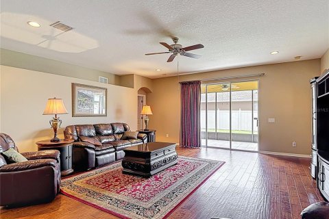 House in Land O' Lakes, Florida 4 bedrooms, 219.81 sq.m. № 1785436 - photo 15