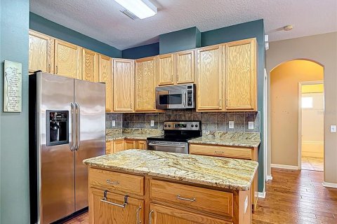 House in Land O' Lakes, Florida 4 bedrooms, 219.81 sq.m. № 1785436 - photo 13