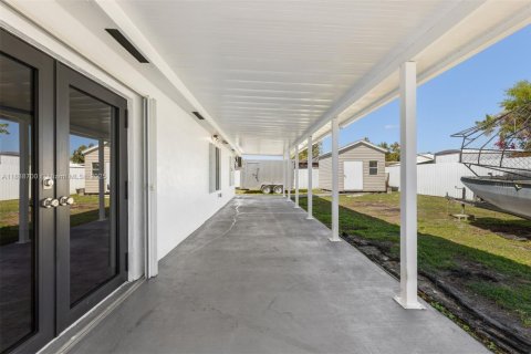 Villa ou maison à vendre à Homestead, Floride: 3 chambres, 179.86 m2 № 1825908 - photo 23