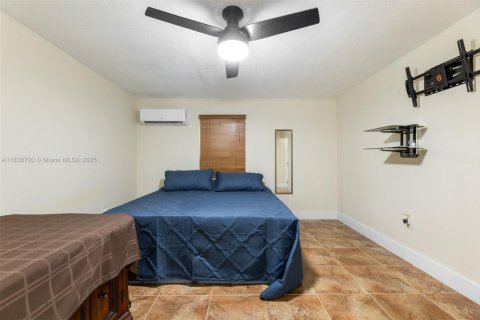 Villa ou maison à vendre à Homestead, Floride: 3 chambres, 179.86 m2 № 1825908 - photo 16