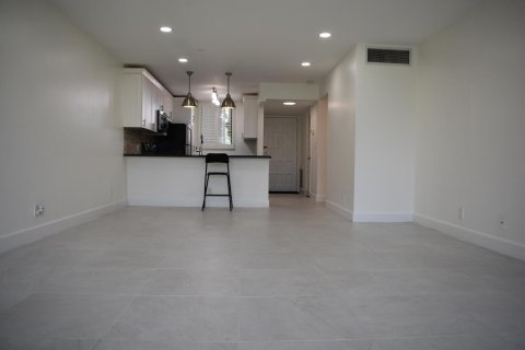 Copropriété à louer à Lake Worth, Floride: 2 chambres, 93.37 m2 № 2273561 - photo 19
