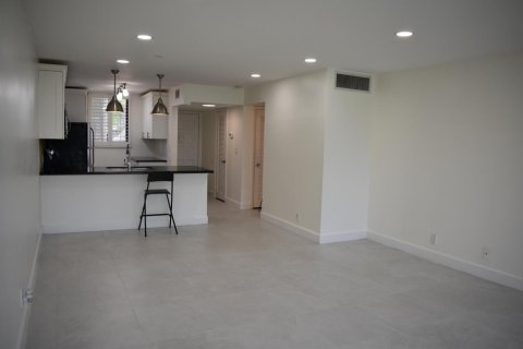 Copropriété à louer à Lake Worth, Floride: 2 chambres, 93.37 m2 № 2273561 - photo 20
