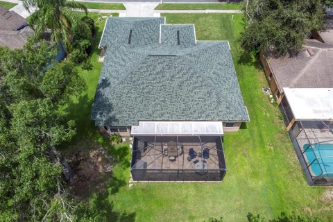 House in New Port Richey, Florida 3 bedrooms, 189.52 sq.m. № 1916003 - photo 29