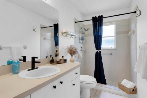 House in New Port Richey, Florida 3 bedrooms, 189.52 sq.m. № 1916003 - photo 26