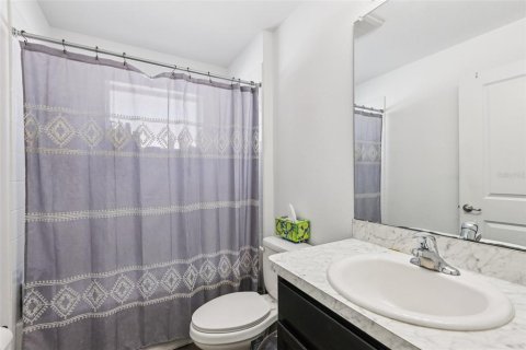House in Ruskin, Florida 3 bedrooms, 133.97 sq.m. № 1919591 - photo 19