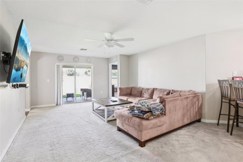House in Ruskin, Florida 3 bedrooms, 133.97 sq.m. № 1919591 - photo 6