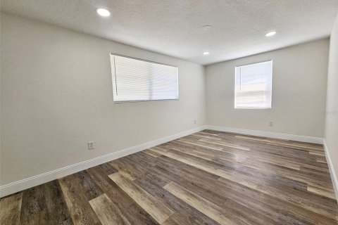 Villa ou maison à vendre à Thonotosassa, Floride: 3 chambres, 162.02 m2 № 1919073 - photo 27