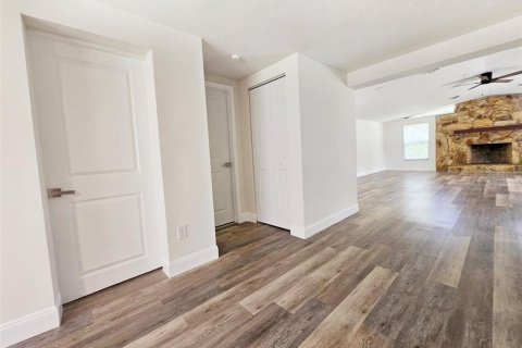 Villa ou maison à vendre à Thonotosassa, Floride: 3 chambres, 162.02 m2 № 1919073 - photo 22