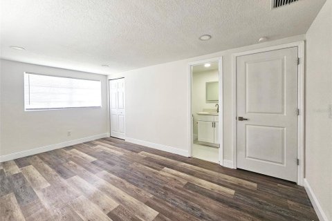 Villa ou maison à vendre à Thonotosassa, Floride: 3 chambres, 162.02 m2 № 1919073 - photo 23