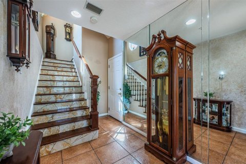 Townhouse in Treasure Island, Florida 3 bedrooms, 206.89 sq.m. № 1918428 - photo 3