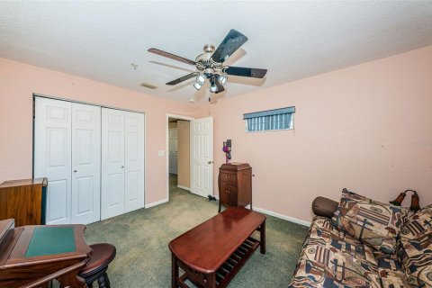 Townhouse in Treasure Island, Florida 3 bedrooms, 206.89 sq.m. № 1918428 - photo 19