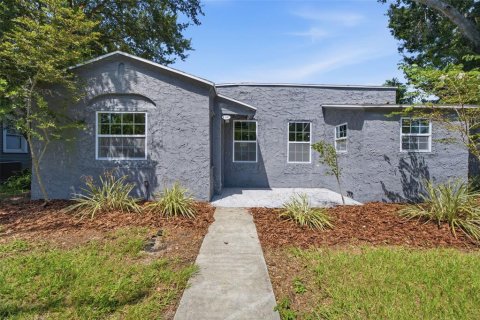 House in Lakeland, Florida 3 bedrooms, 114.46 sq.m. № 2367103
