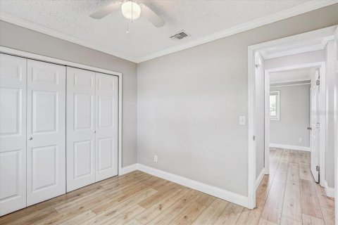 House in Apollo Beach, Florida 2 bedrooms, 83.98 sq.m. № 1689920 - photo 18