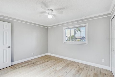 House in Apollo Beach, Florida 2 bedrooms, 83.98 sq.m. № 1689920 - photo 15