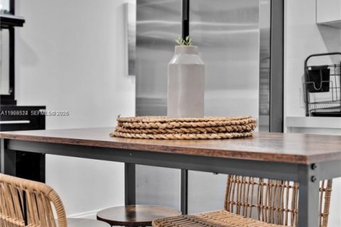 Villa ou maison à louer à Miami, Floride: 3 chambres, 88.26 m2 № 2031421 - photo 21