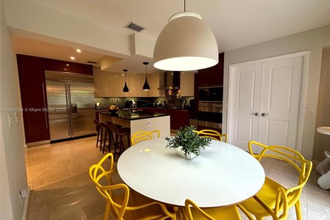 Купить виллу или дом в Холливуд, Флорида 4 спальни, 301.65м2, № 2033830 - фото 11