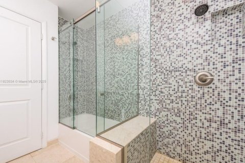 Купить виллу или дом в Холливуд, Флорида 4 спальни, 301.65м2, № 2033830 - фото 26