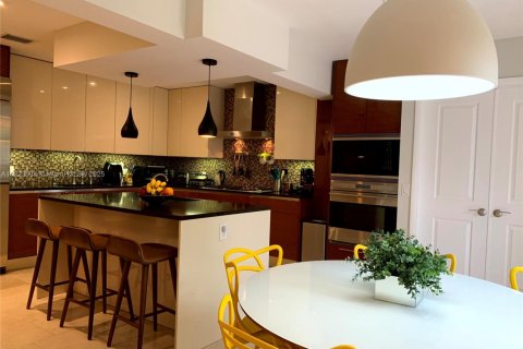 Купить виллу или дом в Холливуд, Флорида 4 спальни, 301.65м2, № 2033830 - фото 10