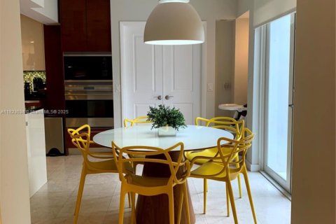 Купить виллу или дом в Холливуд, Флорида 4 спальни, 301.65м2, № 2033830 - фото 14