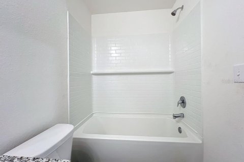 Casa en venta en Port Charlotte, Florida, 4 dormitorios, 170.57 m2 № 1829871 - foto 25