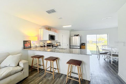 Casa en venta en Port Charlotte, Florida, 4 dormitorios, 170.57 m2 № 1829871 - foto 8