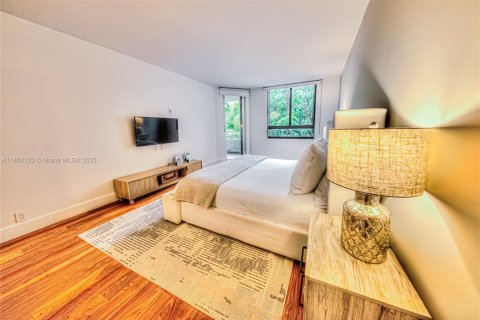 Condo in Key Biscayne, Florida, 2 bedrooms  № 1874962 - photo 4