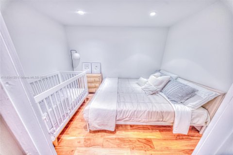 Condo in Key Biscayne, Florida, 2 bedrooms  № 1874962 - photo 5