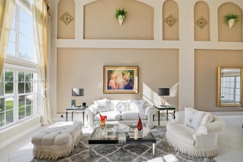 Купить виллу или дом в Мирамар, Флорида 4 спальни, 313.82м2, № 1990983 - фото 8