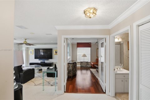 Купить виллу или дом в Мирамар, Флорида 4 спальни, 313.82м2, № 1990983 - фото 23