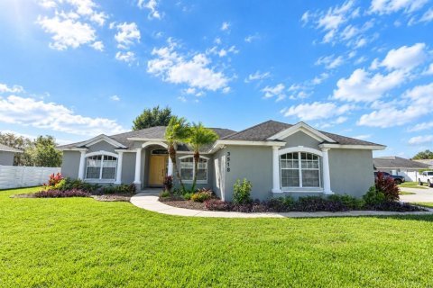 Villa ou maison à Lakeland, Floride 3 chambres, 164.25 m2 № 2435020