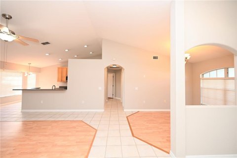 Villa ou maison à louer à Lakeland, Floride: 3 chambres, 164.25 m2 № 2435020 - photo 7