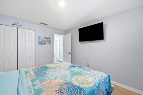 House in Hernando Beach, Florida 3 bedrooms, 120.96 sq.m. № 2222969 - photo 29