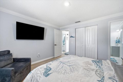 House in Hernando Beach, Florida 3 bedrooms, 120.96 sq.m. № 2222969 - photo 27