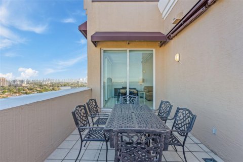 Condominio en venta en Miami, Florida, 2 dormitorios, 112.04 m2 № 1862044 - foto 13