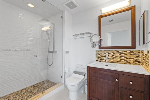 Condominio en venta en Miami, Florida, 2 dormitorios, 112.04 m2 № 1862044 - foto 8