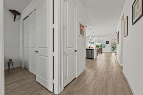 Villa ou maison à vendre à Delray Beach, Floride: 3 chambres, 149.57 m2 № 2146224 - photo 2