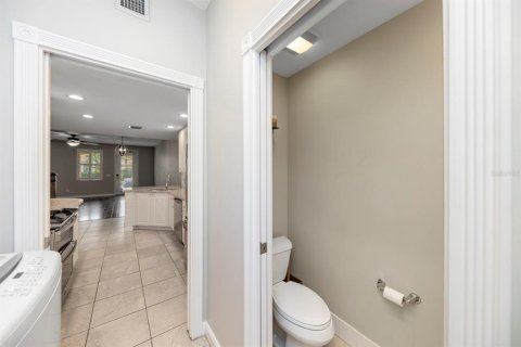 Townhouse in Sarasota, Florida 3 bedrooms, 153.47 sq.m. № 1876970 - photo 14