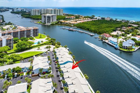 Townhouse in Boca Raton, Florida 3 bedrooms, 129.88 sq.m. № 2192018