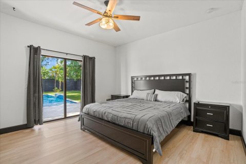 House in Sarasota, Florida 3 bedrooms, 181.72 sq.m. № 2099478 - photo 22