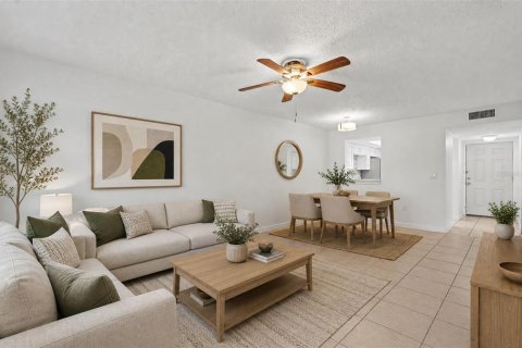 Condominio en venta en Palm Harbor, Florida, 2 dormitorios, 83.61 m2 № 2167549 - foto 8