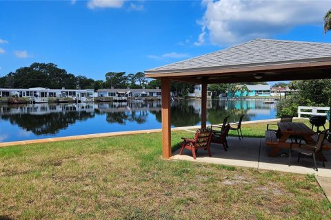 Condominio en venta en Palm Harbor, Florida, 2 dormitorios, 83.61 m2 № 2167549 - foto 24