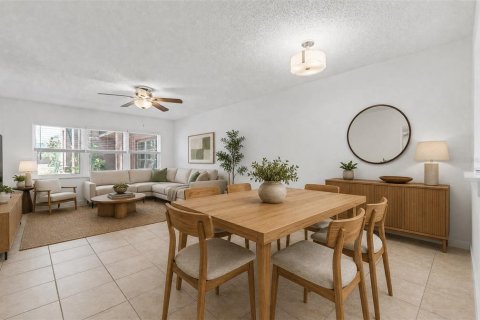 Condominio en venta en Palm Harbor, Florida, 2 dormitorios, 83.61 m2 № 2167549 - foto 10