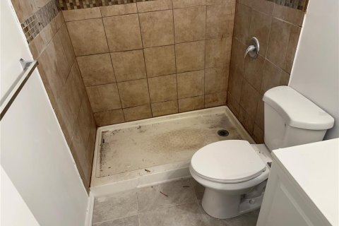 Casa en alquiler en Homosassa, Florida, 4 dormitorios, 126.72 m2 № 1746578 - foto 13