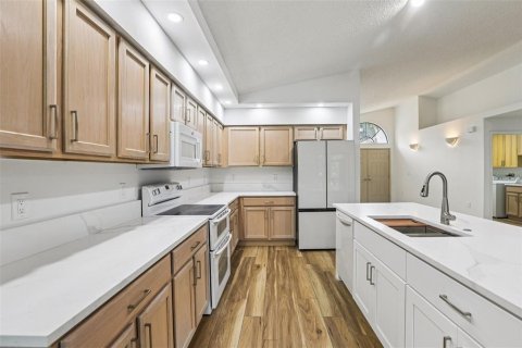 Купить виллу или дом в Спринг-Хилл, Флорида 5 комнат, 183.11м2, № 1903617 - фото 11