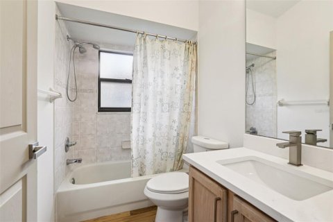 Купить виллу или дом в Спринг-Хилл, Флорида 5 комнат, 183.11м2, № 1903617 - фото 25