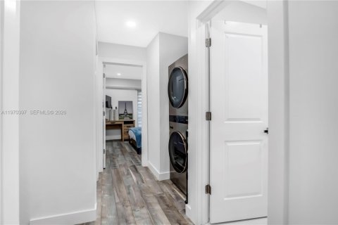 Townhouse in Hollywood, Florida 3 bedrooms, 123.56 sq.m. № 2031370 - photo 28