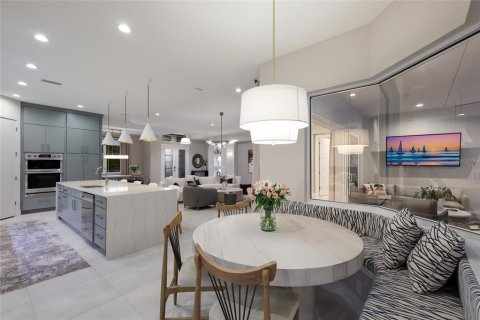 Villa ou maison à vendre à Sarasota, Floride: 4 chambres, 307.69 m2 № 2395669 - photo 18