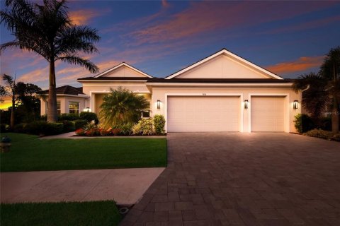 Villa ou maison à vendre à Sarasota, Floride: 4 chambres, 307.69 m2 № 2395669 - photo 2