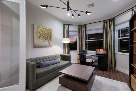 Villa ou maison à vendre à Sarasota, Floride: 4 chambres, 307.69 m2 № 2395669 - photo 30